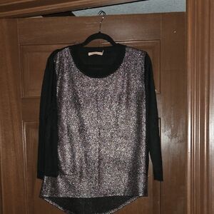 Gibson Latimer Black and Silver Shimmer Blouse